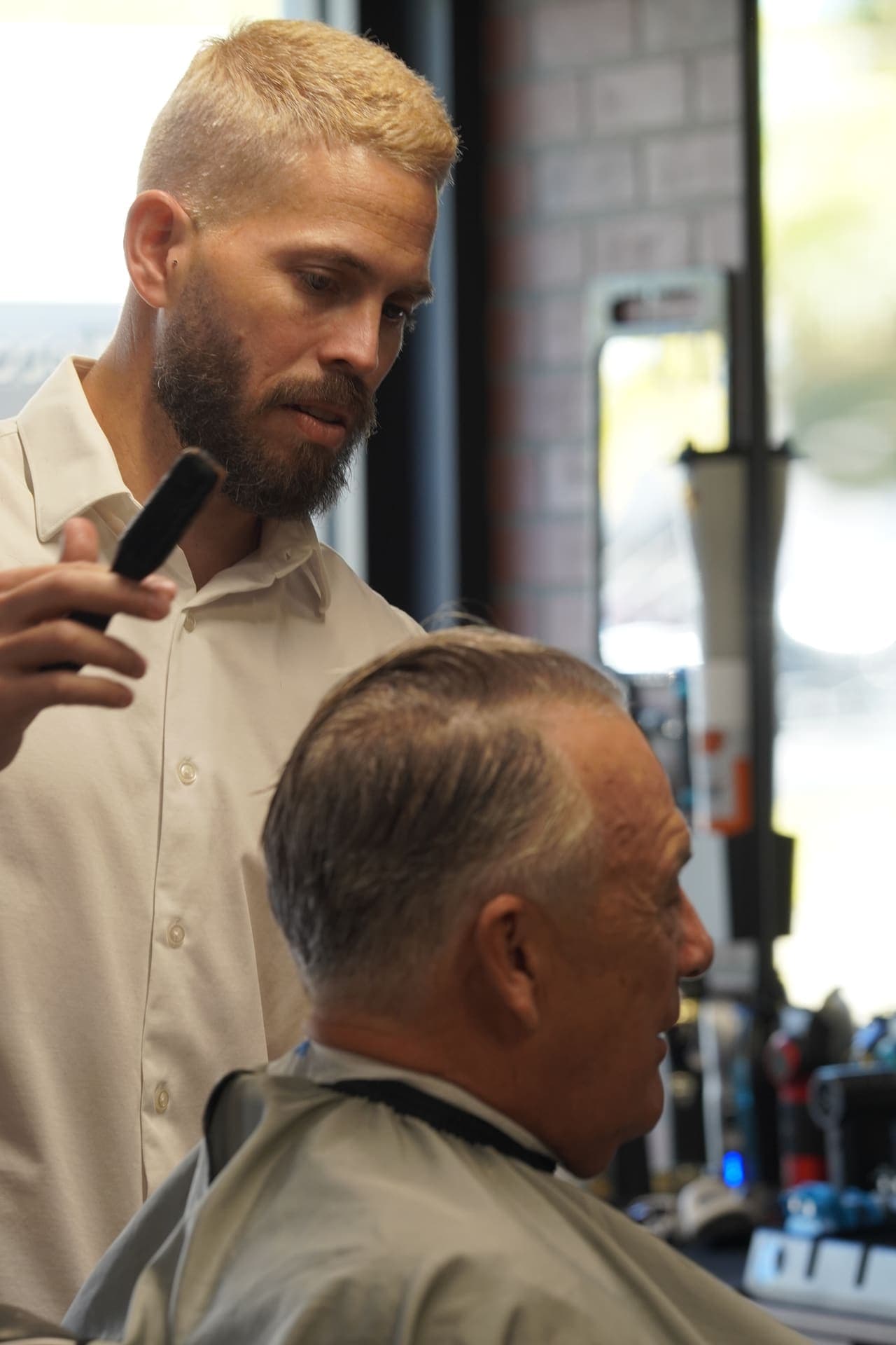 Hot Steam Shave at Old Fashion Barbershop